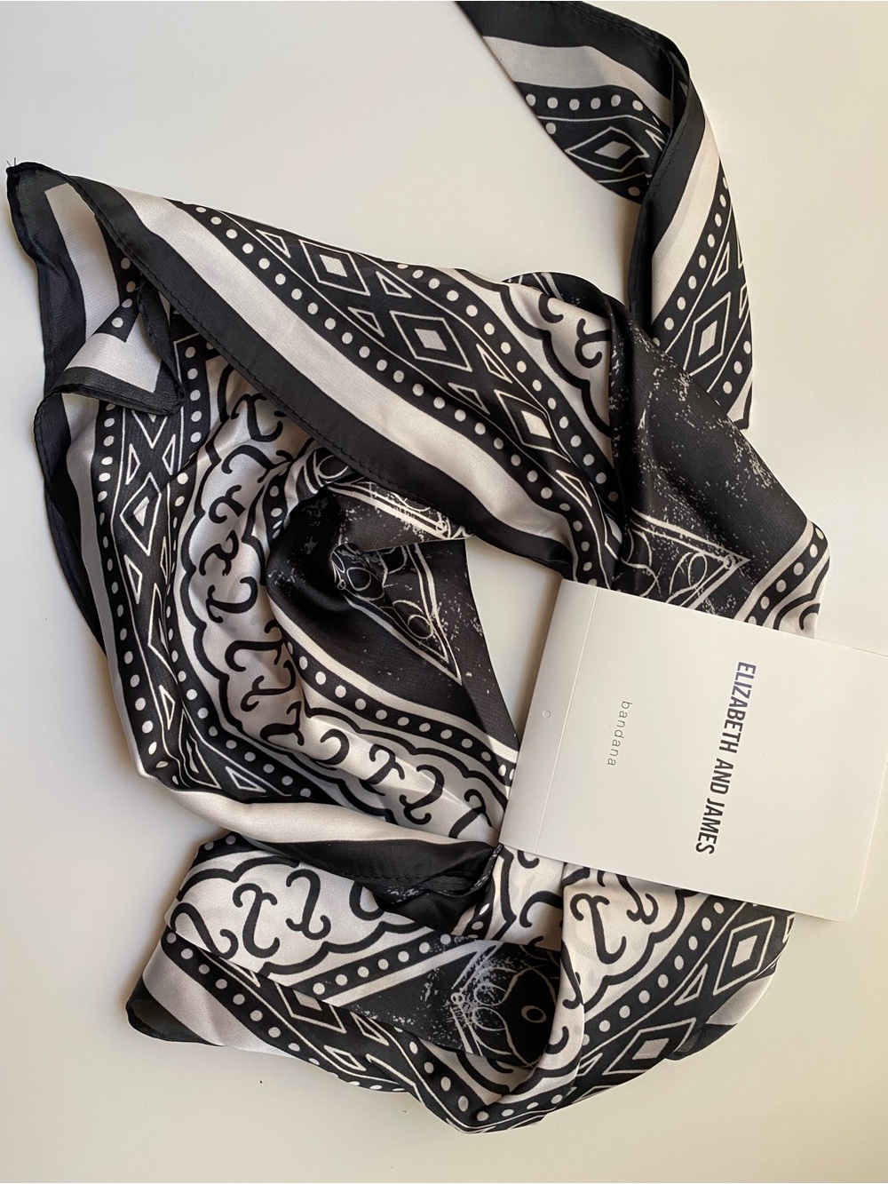 ELIZABETH AND JAMES BLACK SILKY POLYESTER BANDANA scarf  BLACK AND WHITE NEW